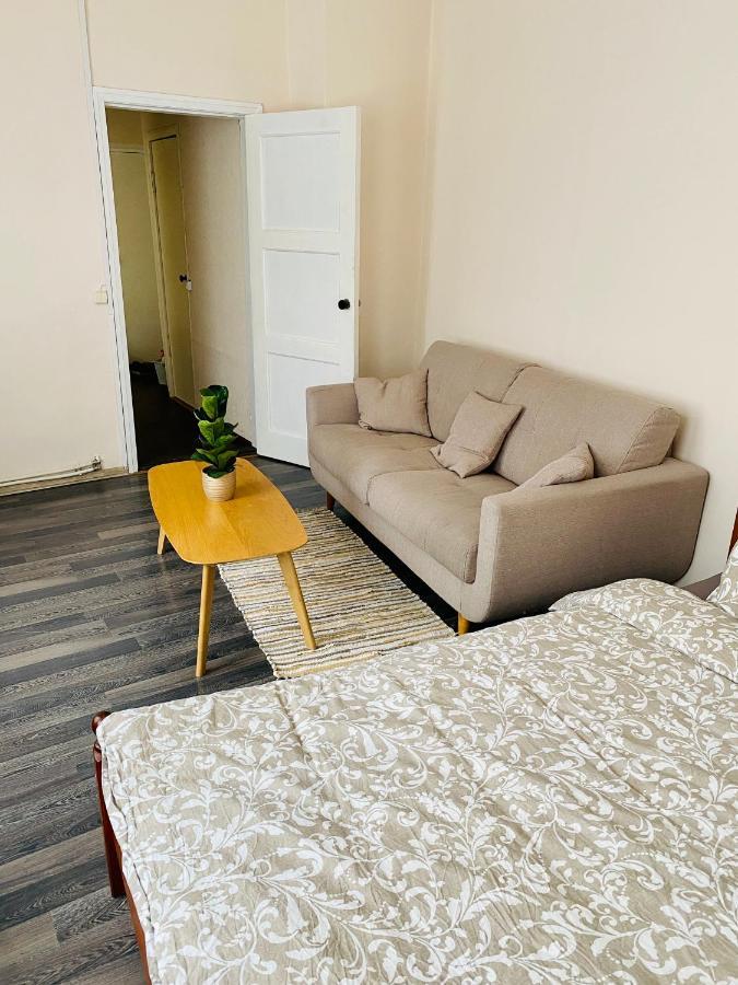 1 Bedroom Apartment Near Kadriorg Swan Pond Tallinn Dış mekan fotoğraf